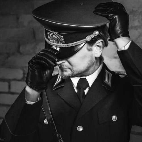 Galeriebild 1 von Master Samael